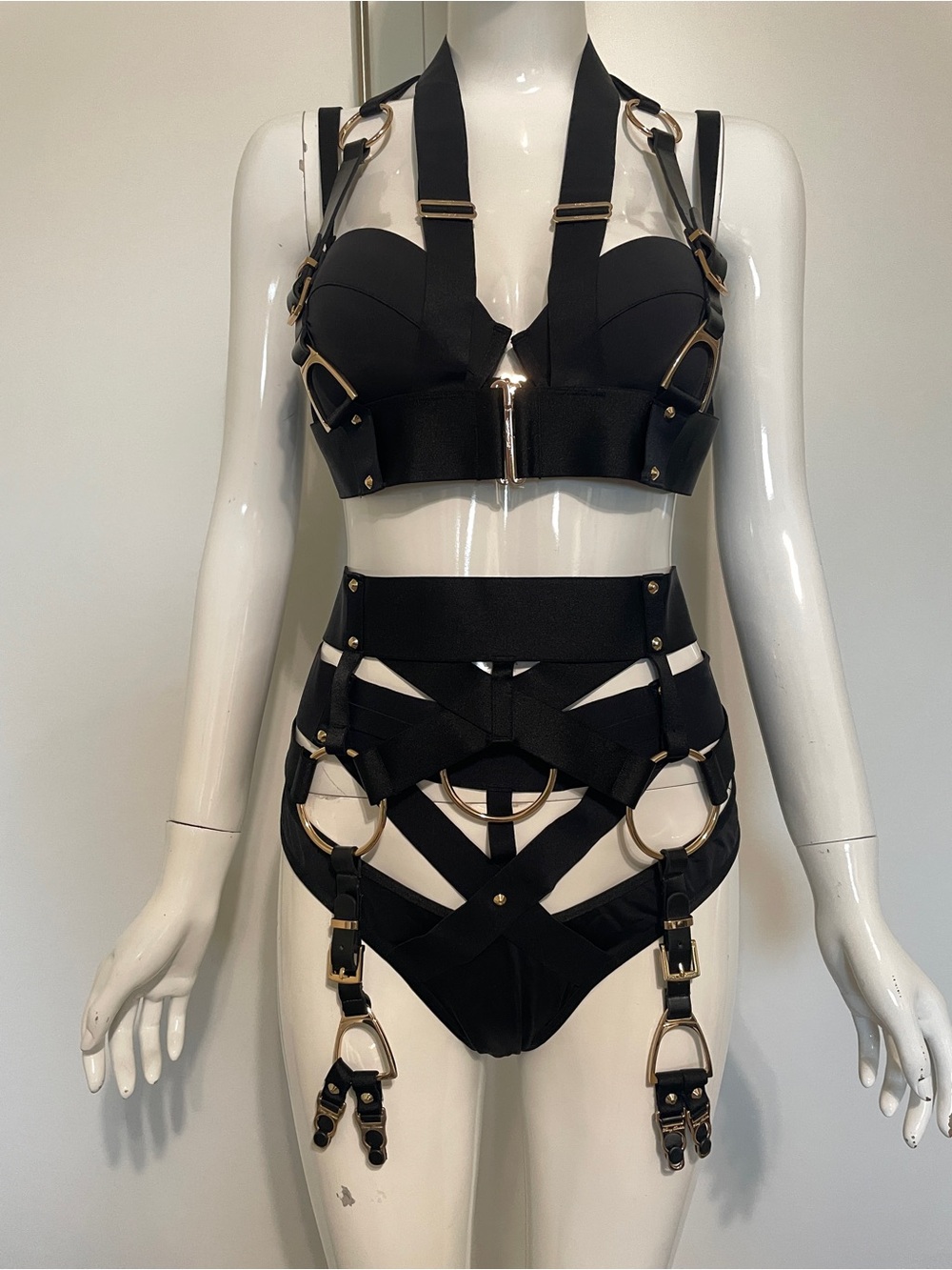 Honey Birdette Carter Gold 2nd Ed 4-Pc Set NWOT 34C/M/L